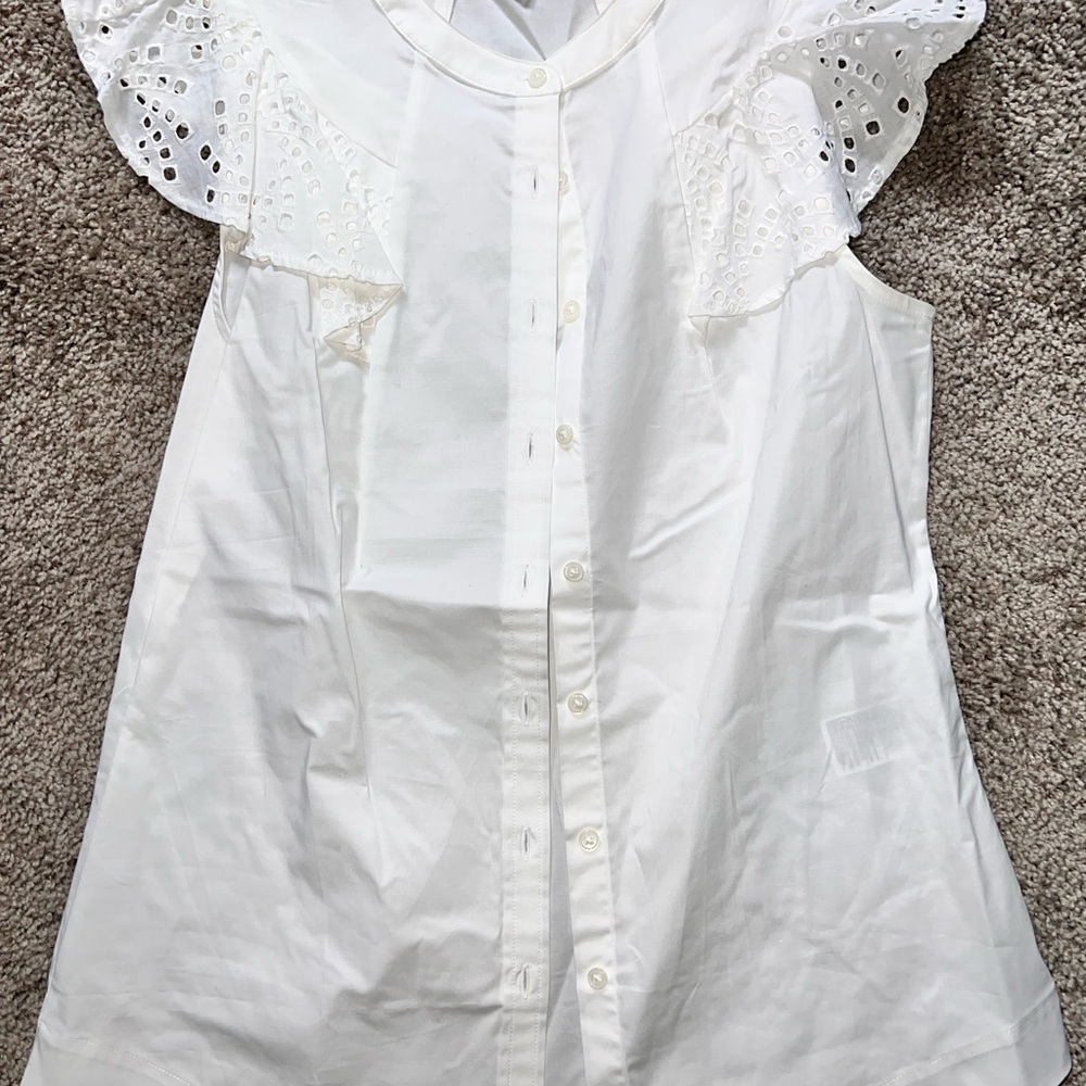 Banana Republic White Eyelet Blouse button front feminine 4